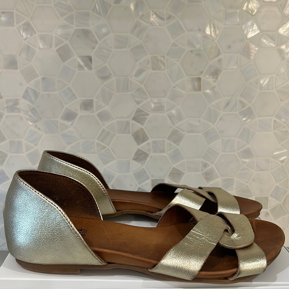 Miz Mooz size 36 gold sandals